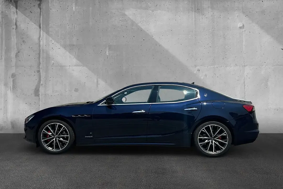 Maserati Ghibli - Thumbnail 2