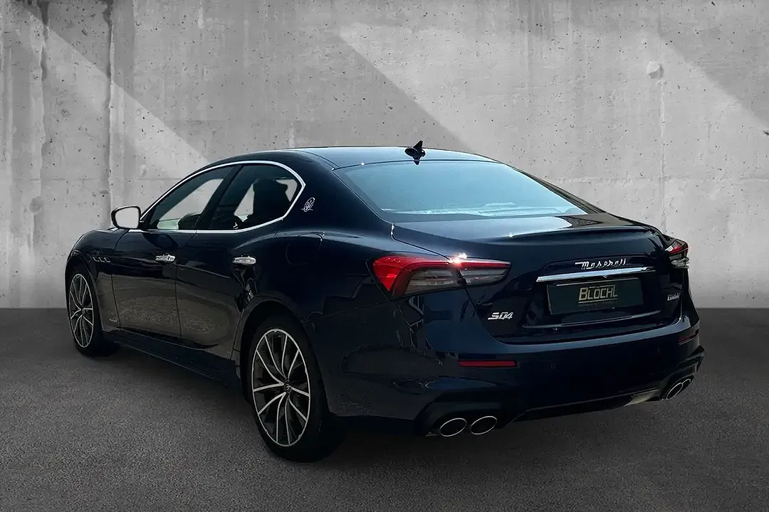 Maserati Ghibli - Thumbnail 3