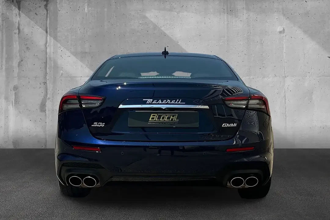 Maserati Ghibli - Thumbnail 4