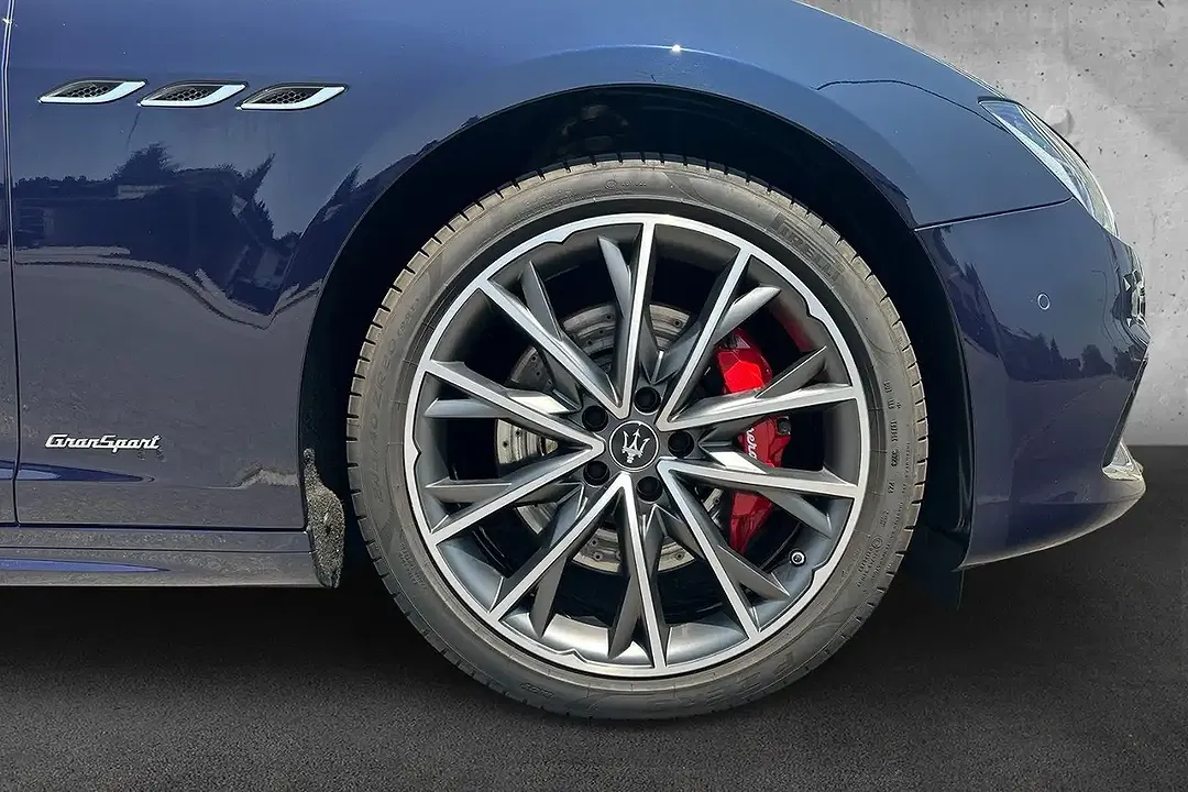 Maserati Ghibli - Thumbnail 9