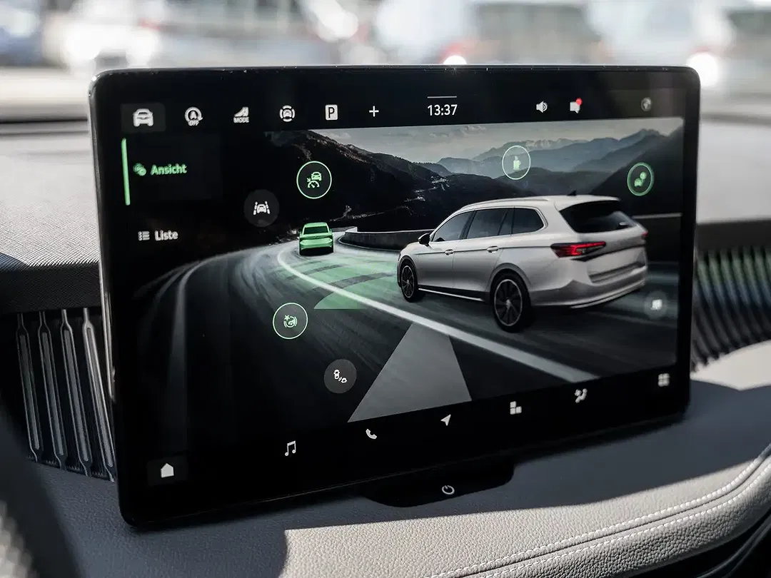 Skoda Superb - Thumbnail 14