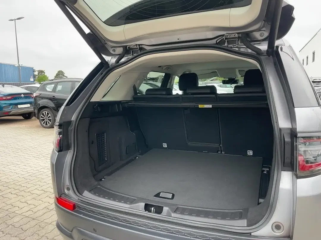 Land Rover Discovery Sport - Thumbnail 12