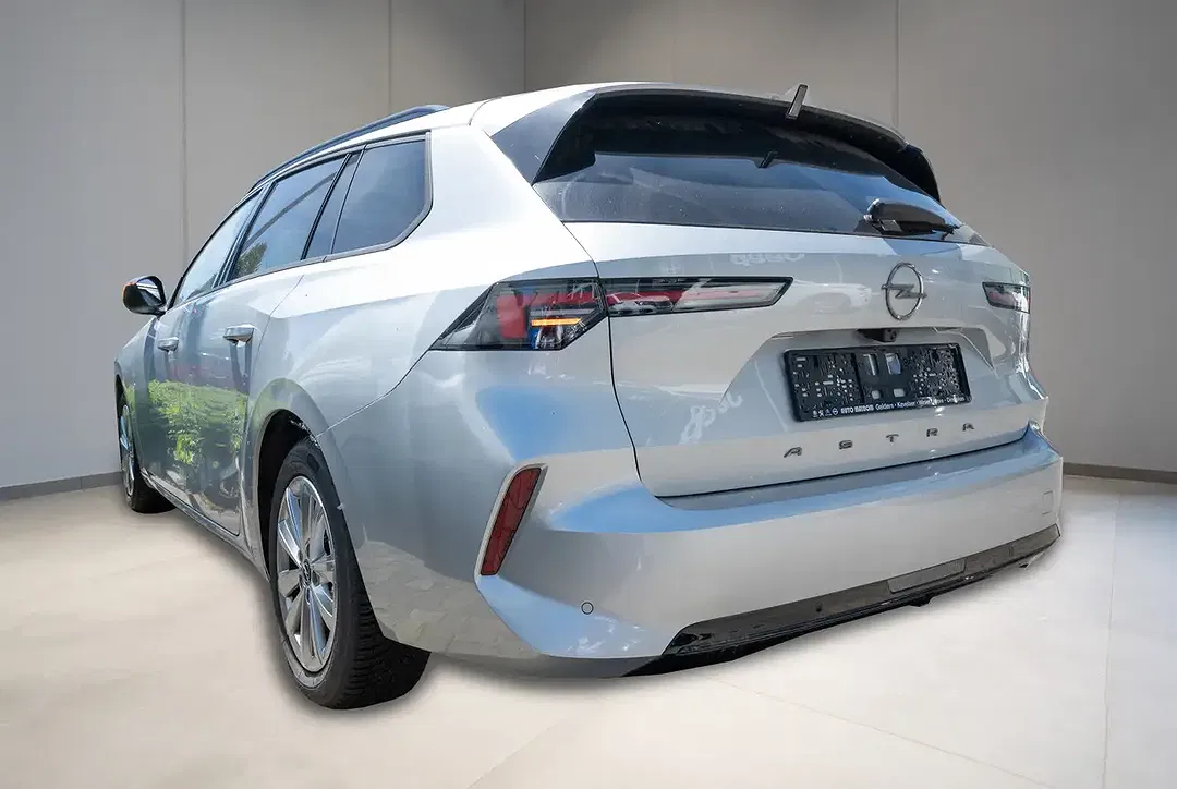 Opel Astra - Thumbnail 4