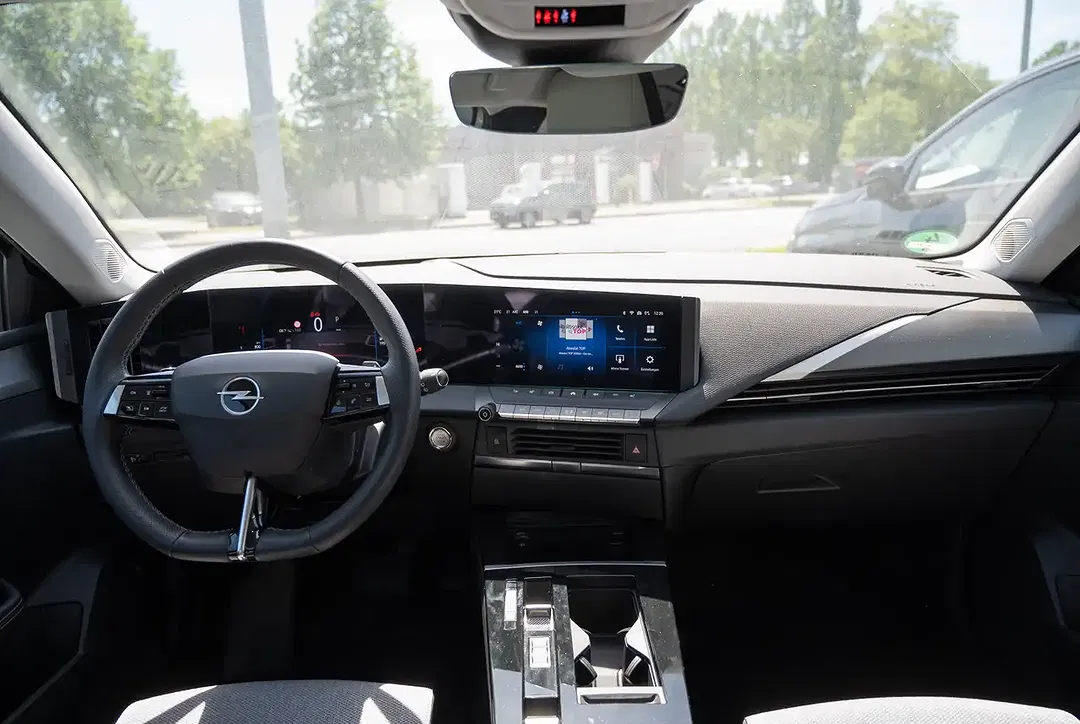 Opel Astra - Thumbnail 5