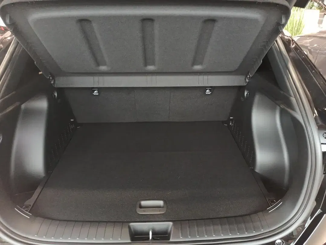Hyundai KONA - Thumbnail 12