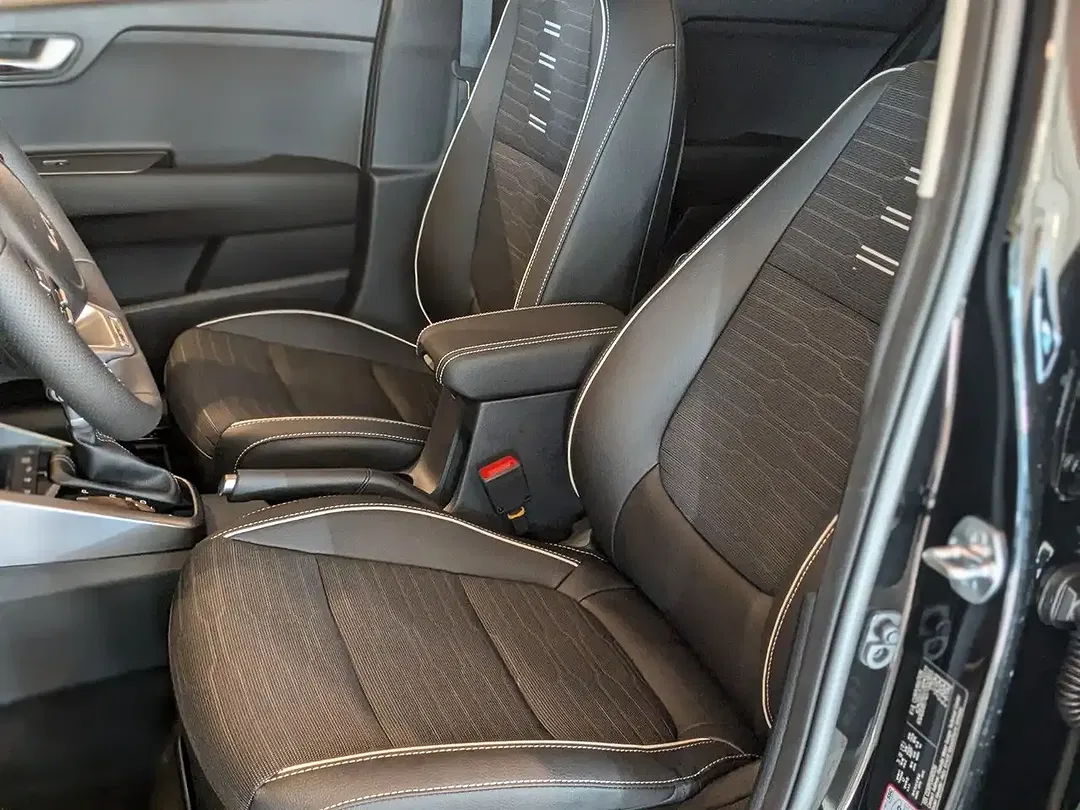 Kia Stonic - Thumbnail 5