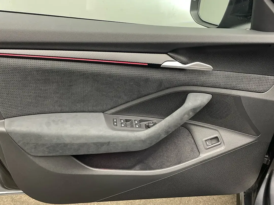 Skoda Superb - Thumbnail 11