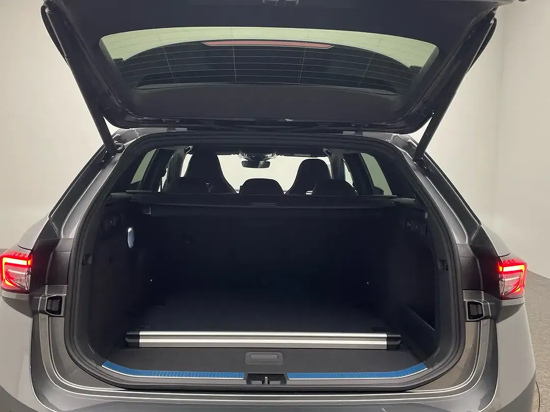 Skoda Superb - Thumbnail 12