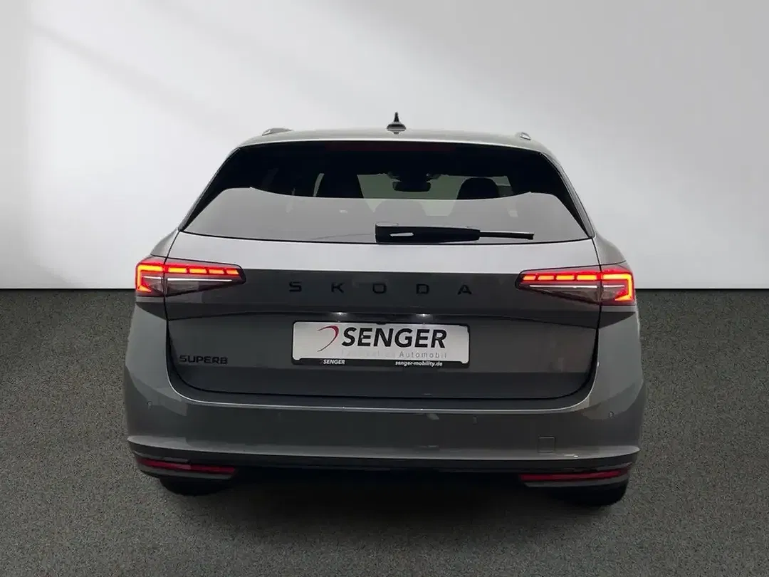 Skoda Superb - Thumbnail 4