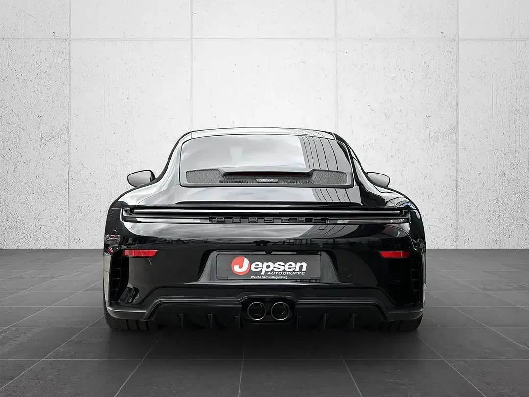 Porsche 992 - Thumbnail 4