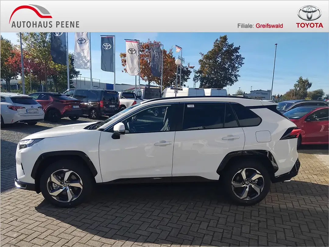 Toyota RAV 4 - Thumbnail 3