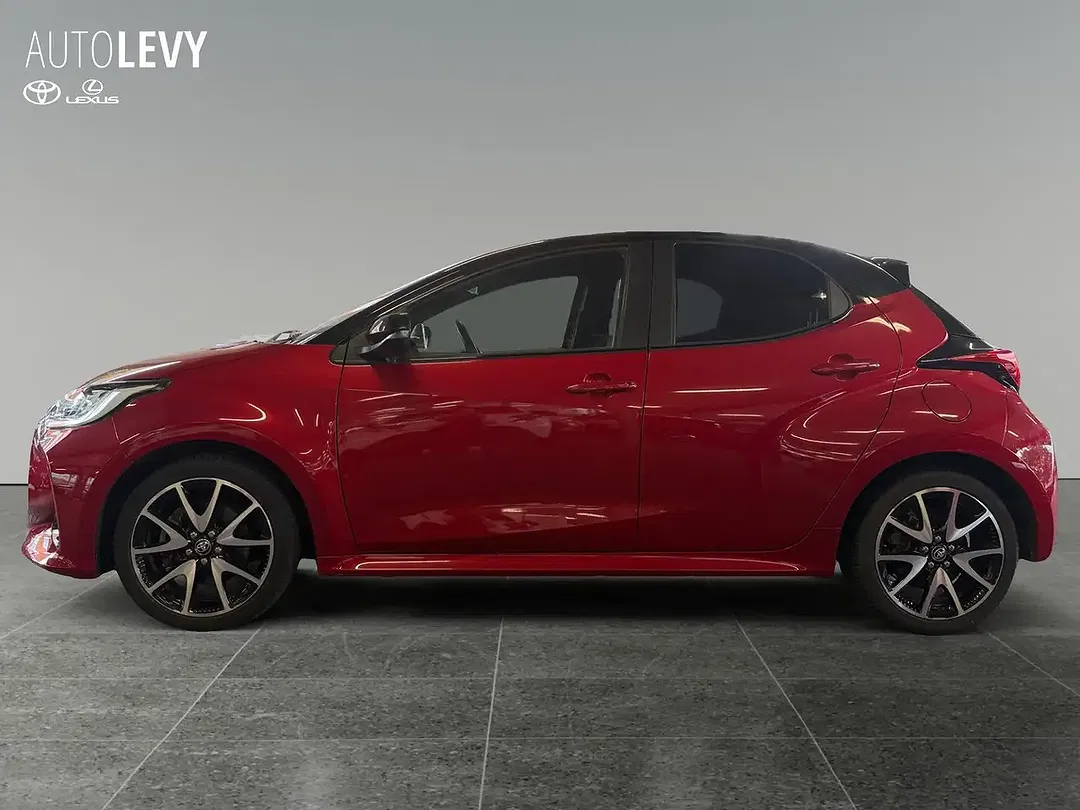 Toyota Yaris - Thumbnail 2