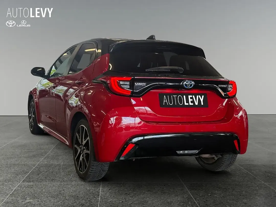 Toyota Yaris - Thumbnail 3
