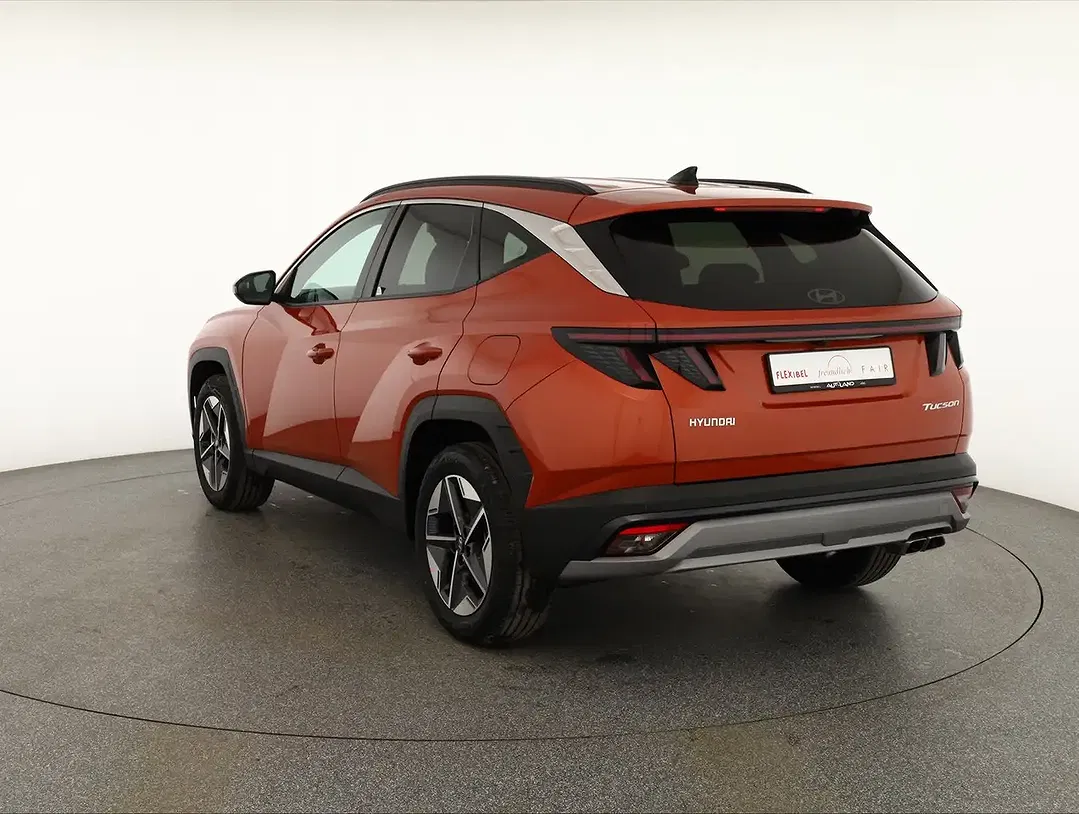 Hyundai TUCSON - Thumbnail 2