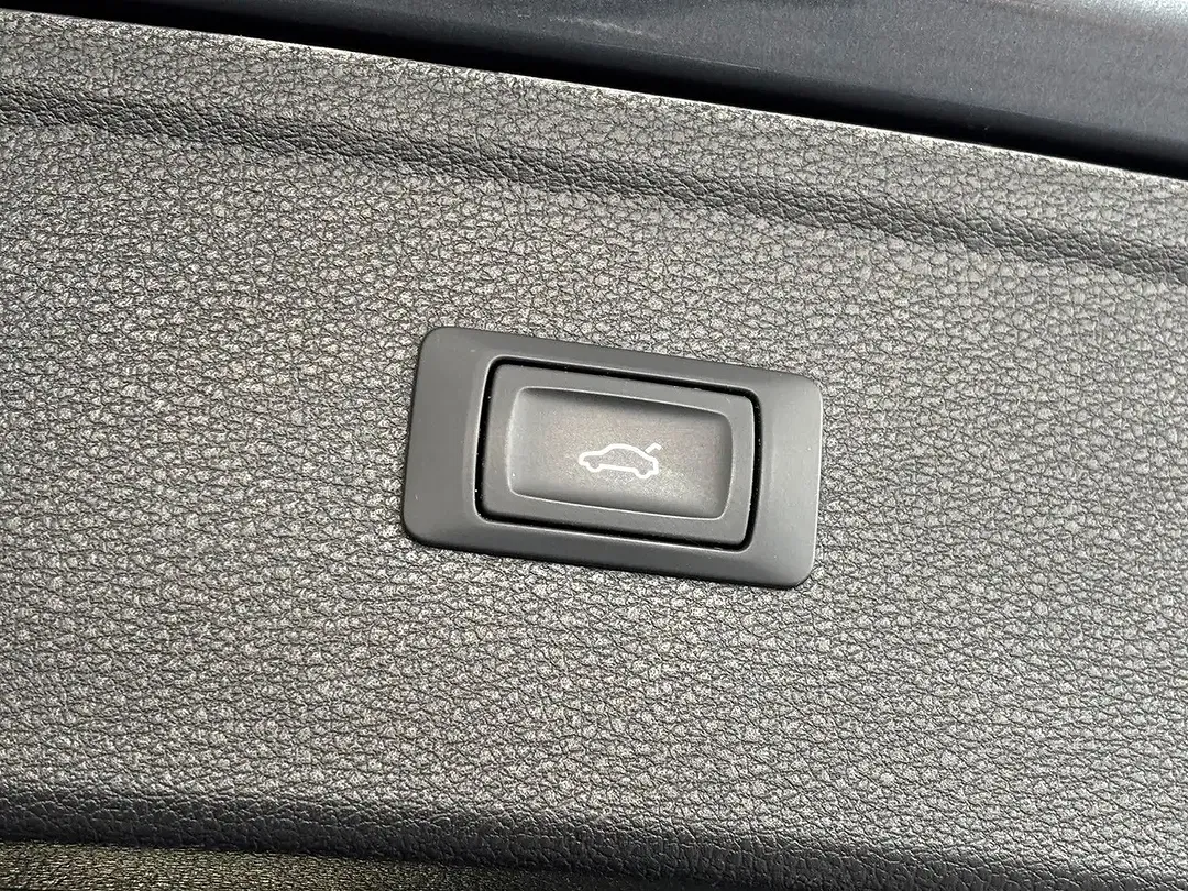 Audi SQ5 - Thumbnail 10