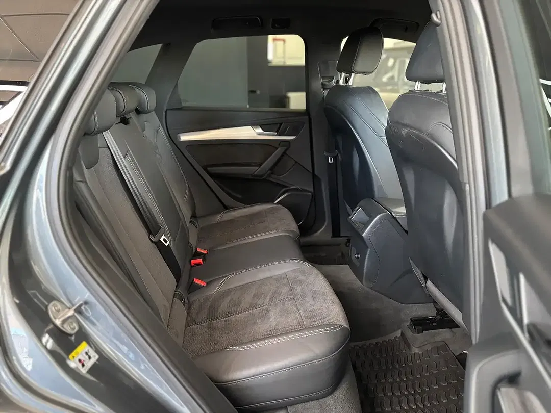 Audi SQ5 - Thumbnail 14