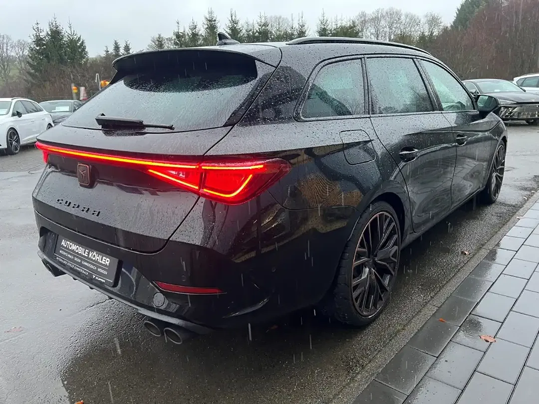 CUPRA Leon - Thumbnail 4