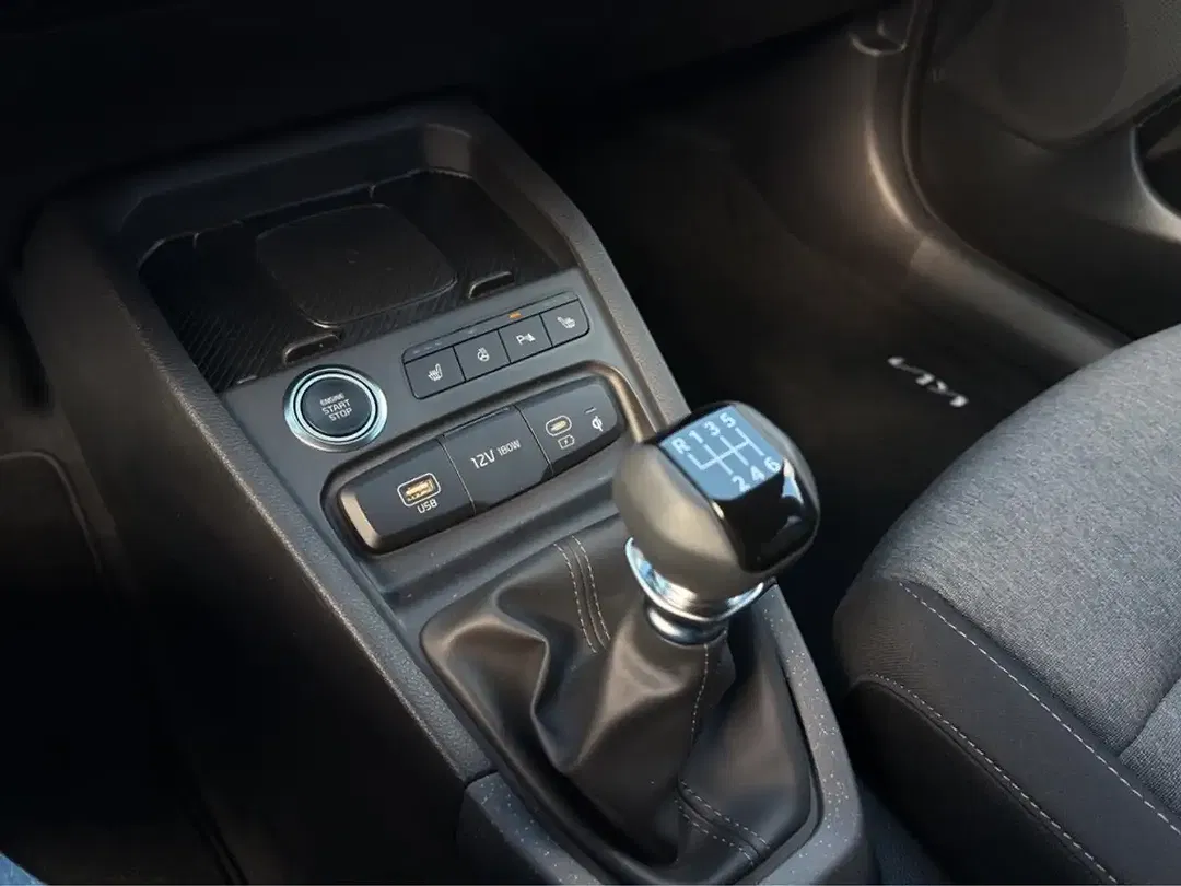 Kia Stonic - Thumbnail 14