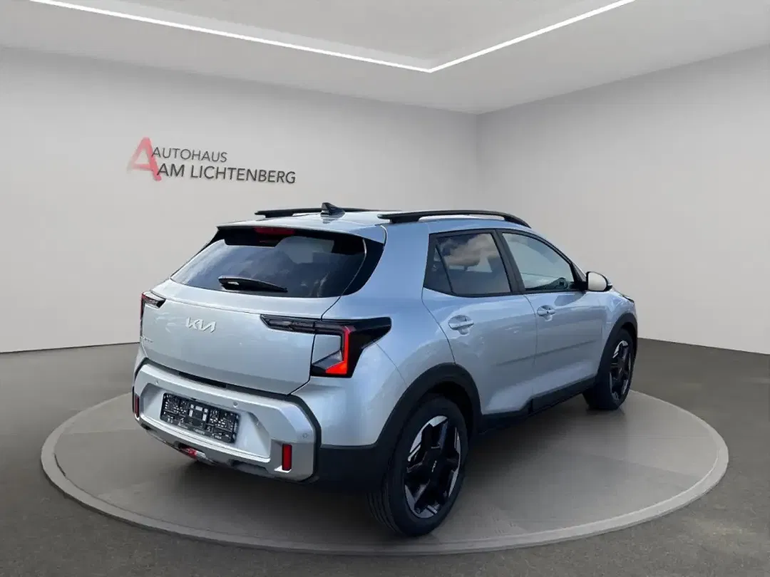 Kia Stonic - Thumbnail 4