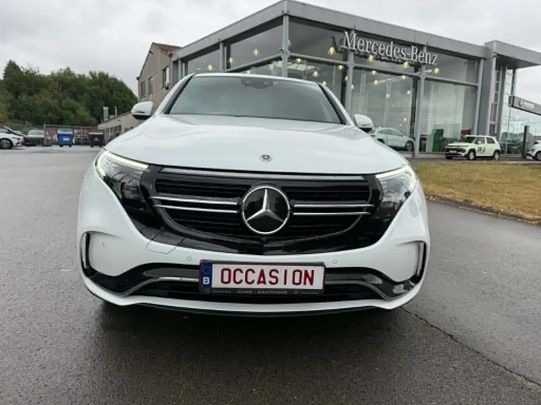 Mercedes-Benz EQC 400 - Thumbnail 2