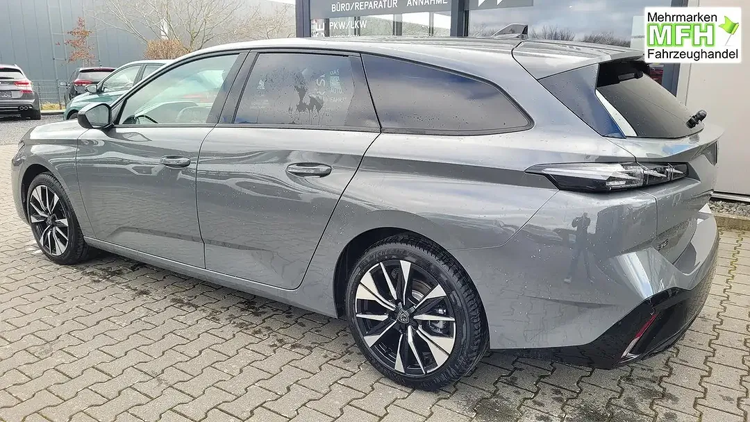 Peugeot 308 - Thumbnail 6