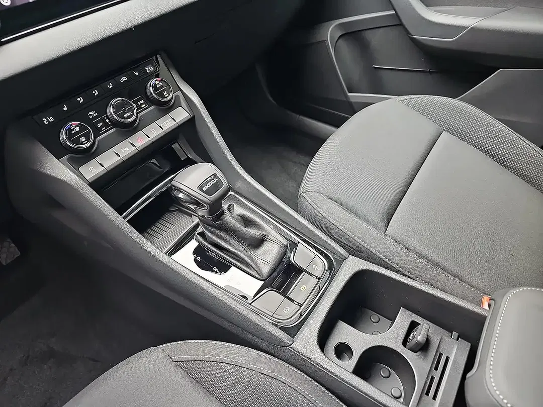 Skoda Karoq - Thumbnail 12