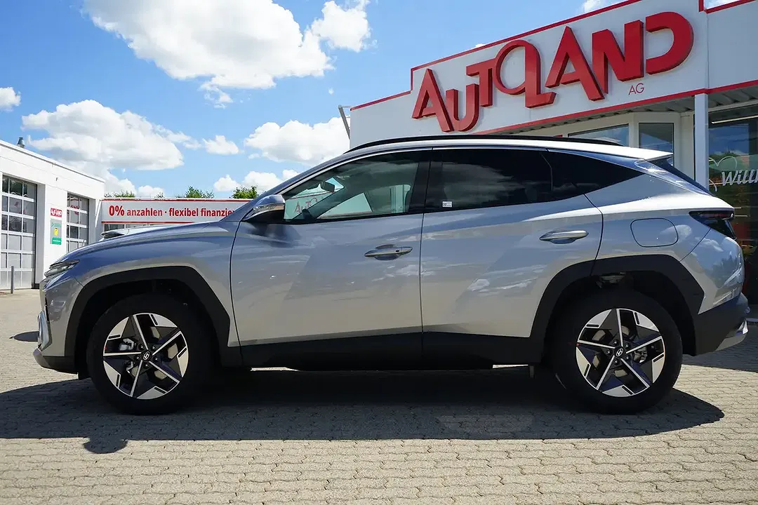 Hyundai TUCSON - Thumbnail 6
