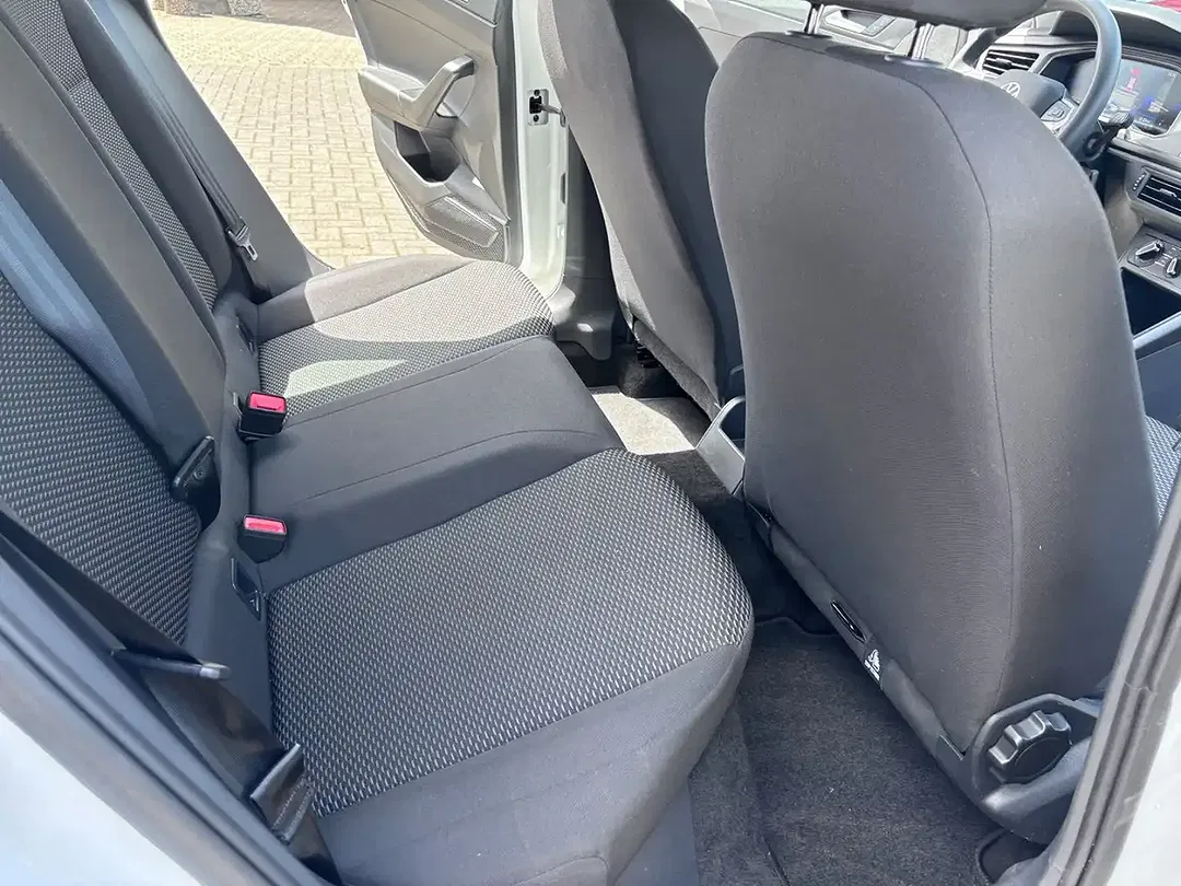 Volkswagen Taigo - Thumbnail 9
