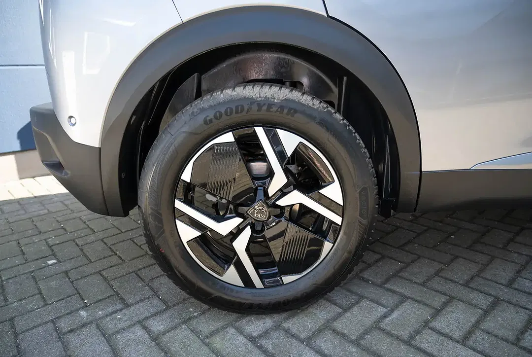 Peugeot 2008 - Thumbnail 15