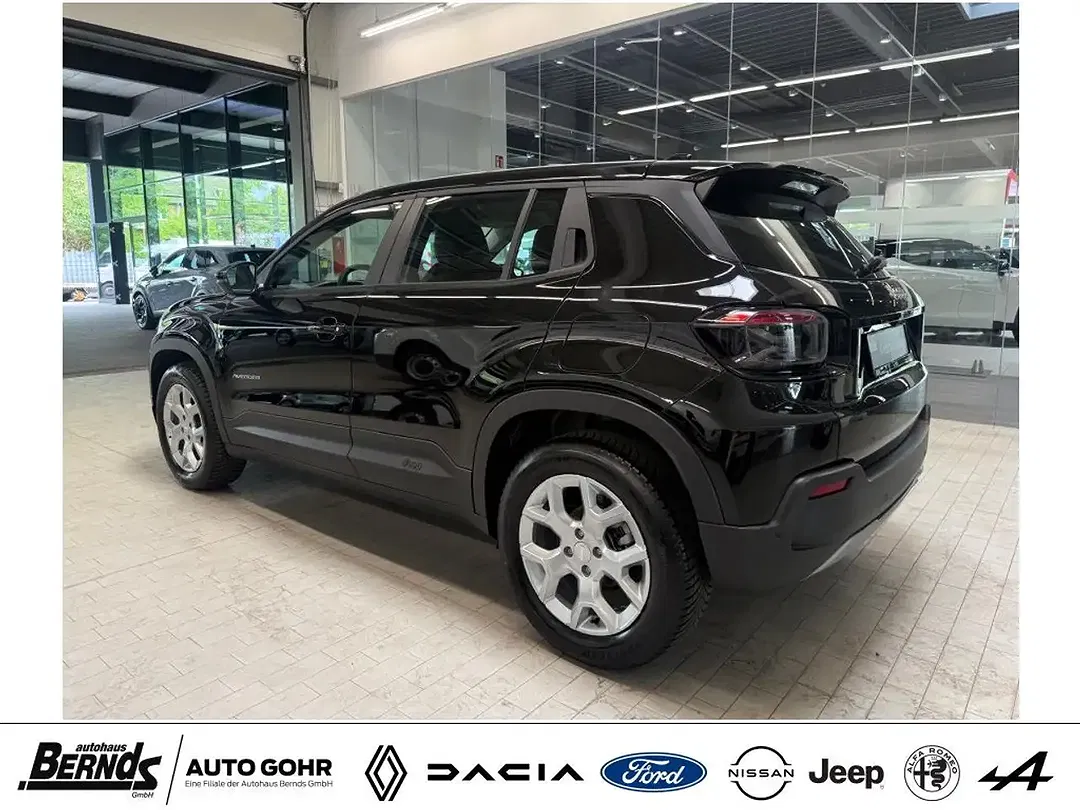 Jeep Avenger - Thumbnail 10