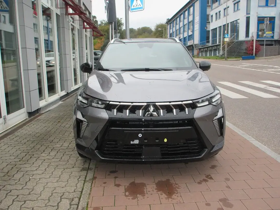Mitsubishi ASX - Thumbnail 2