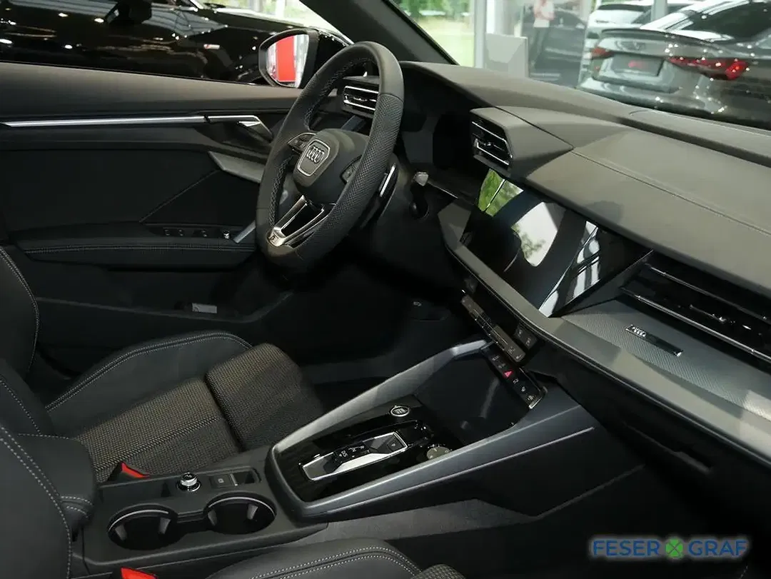 Audi A3 - Thumbnail 3
