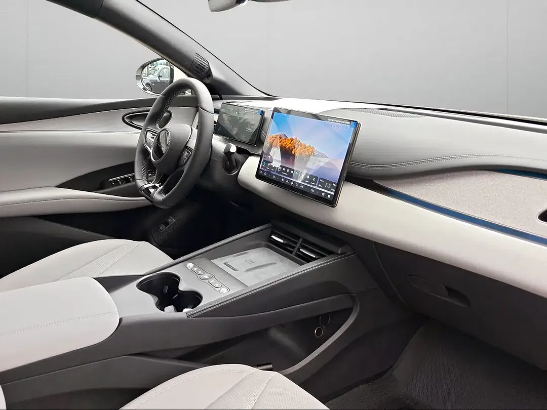 BYD Seal 6 - Thumbnail 7