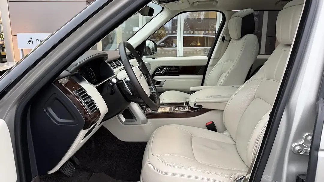 Land Rover Range Rover - Thumbnail 12