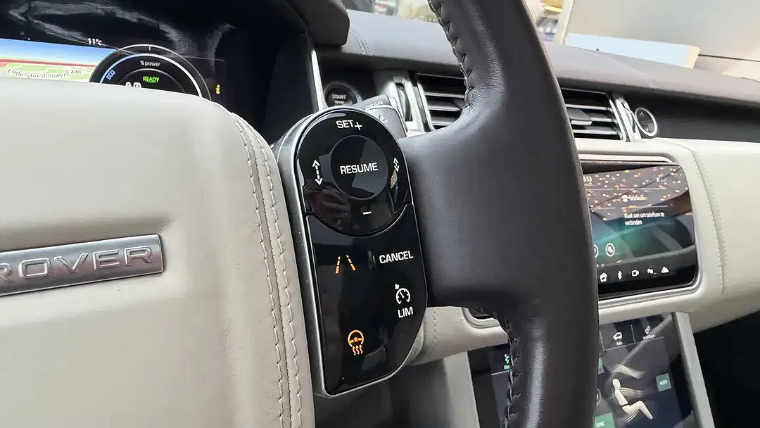 Land Rover Range Rover - Thumbnail 14