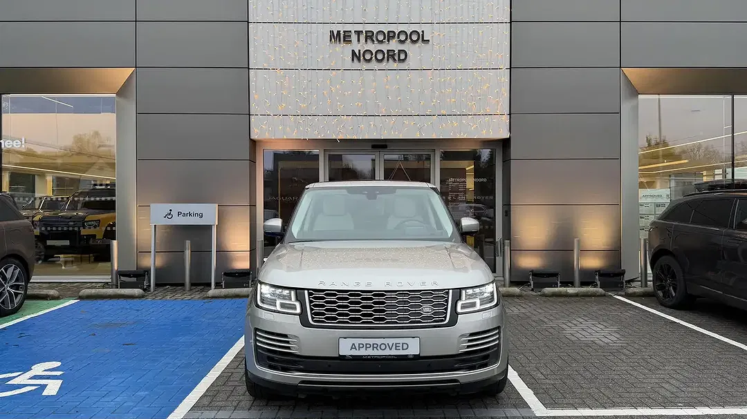 Land Rover Range Rover - Thumbnail 2
