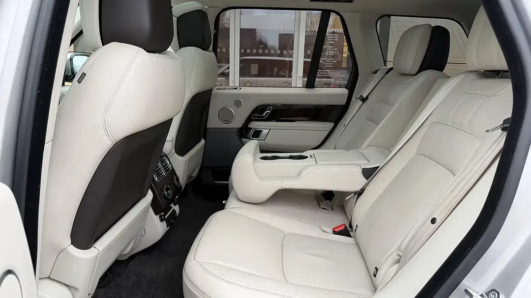 Land Rover Range Rover - Thumbnail 9