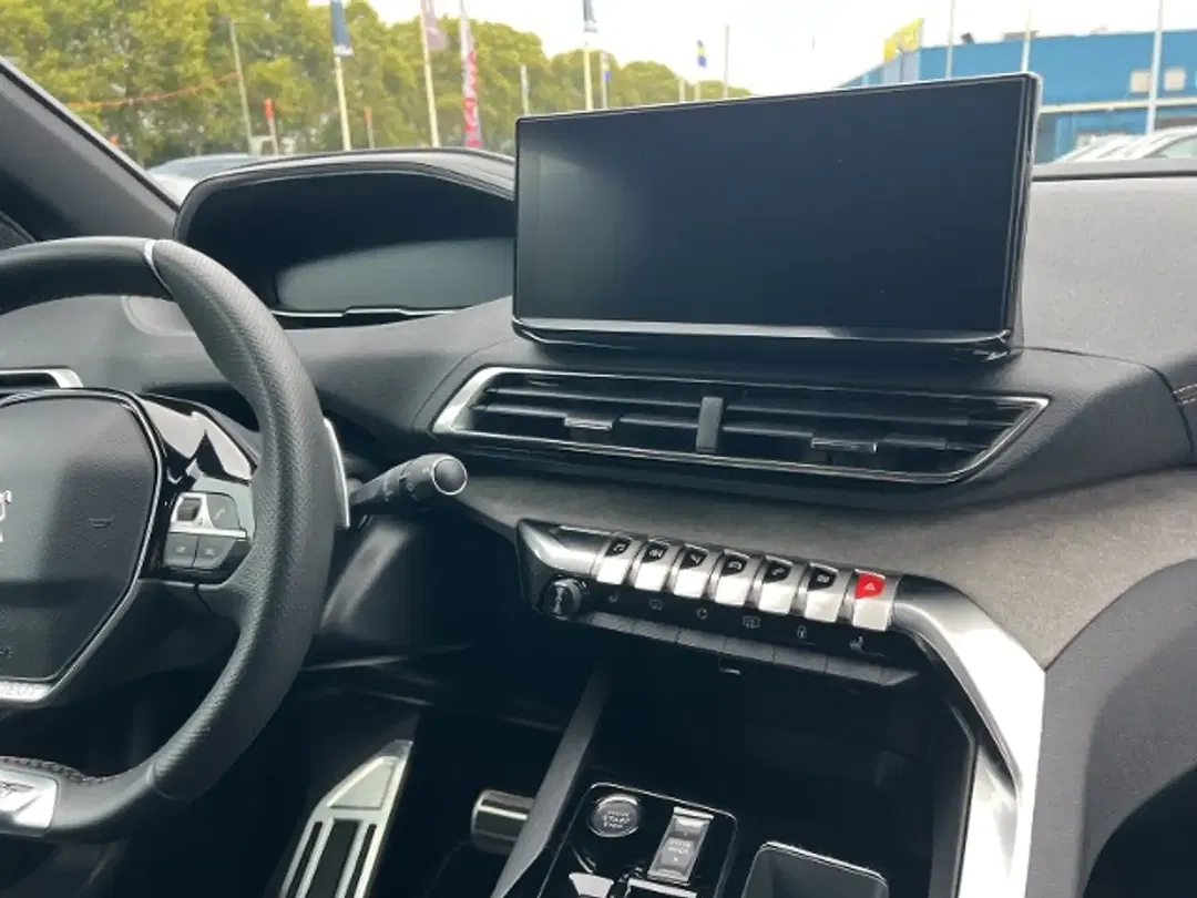 Peugeot 3008 - Thumbnail 12