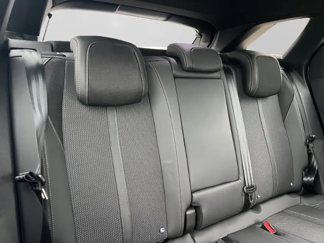 Peugeot 3008 - Thumbnail 13