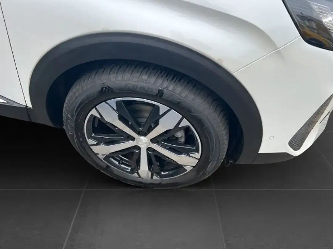 Peugeot 3008 - Thumbnail 8