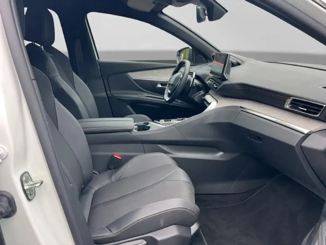 Peugeot 3008 - Thumbnail 9