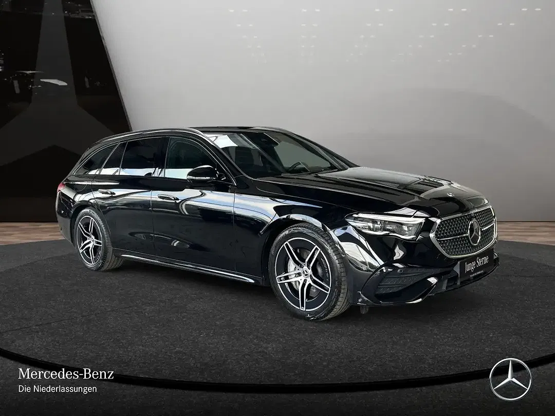 Mercedes-Benz E 300 - Thumbnail 4