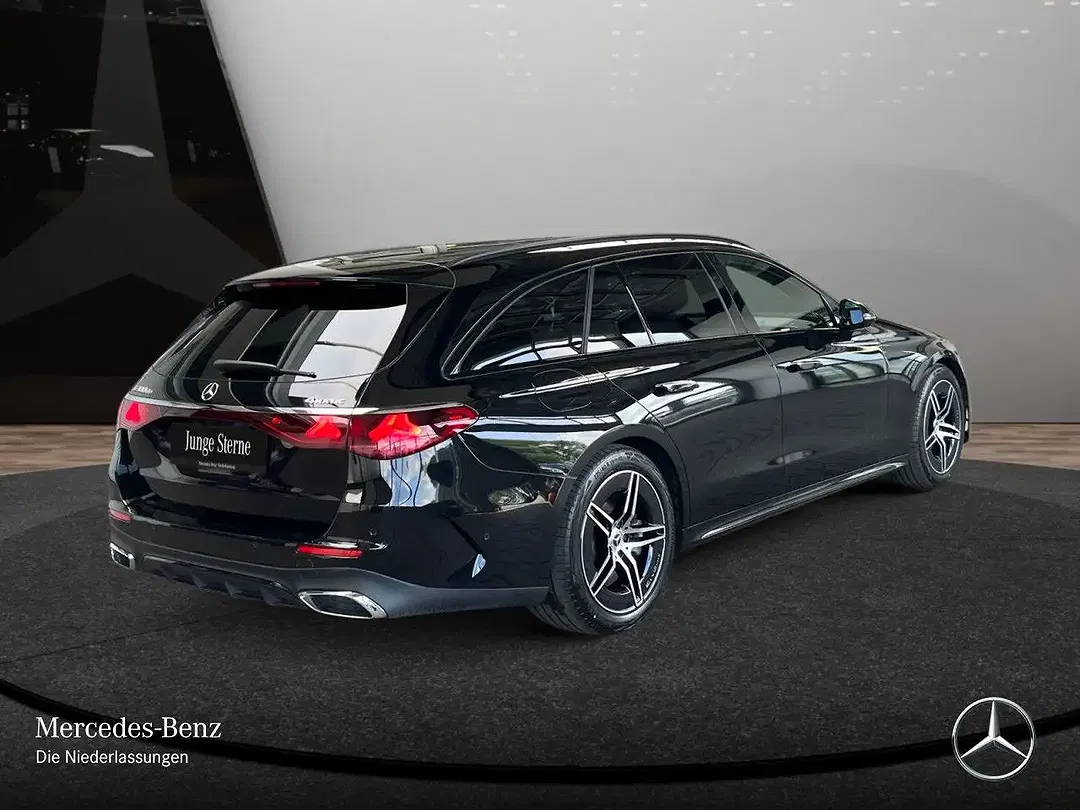 Mercedes-Benz E 300 - Thumbnail 7