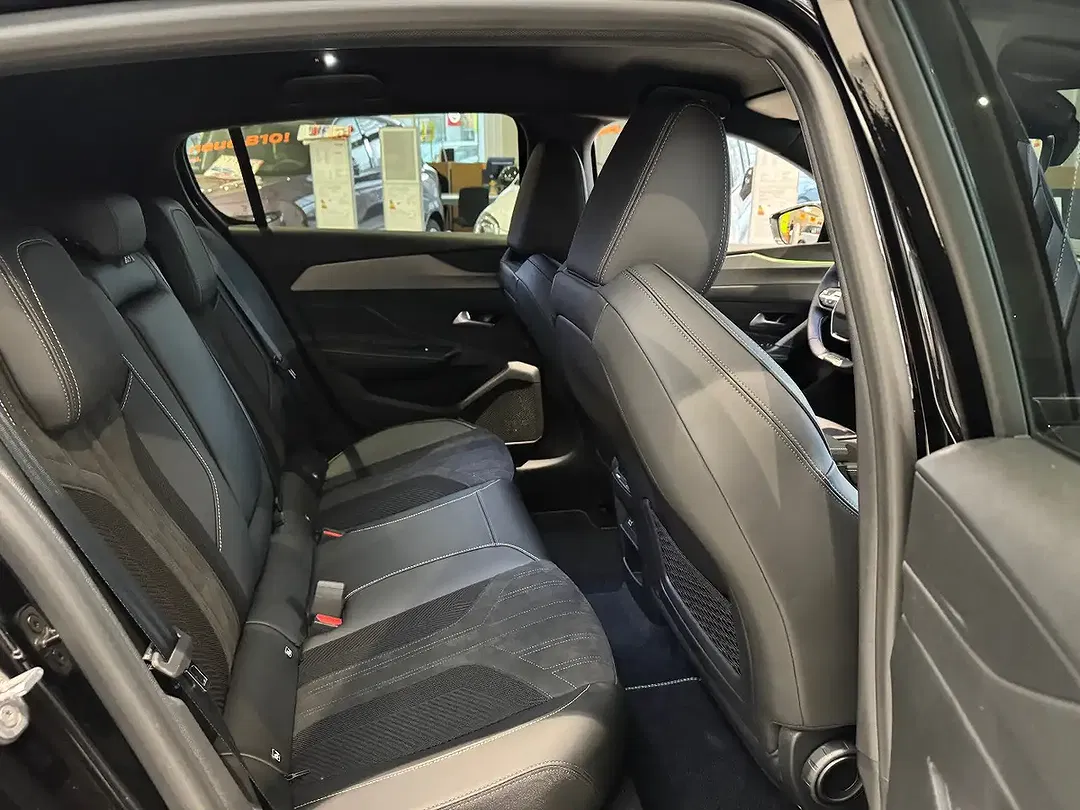Peugeot 308 - Thumbnail 10