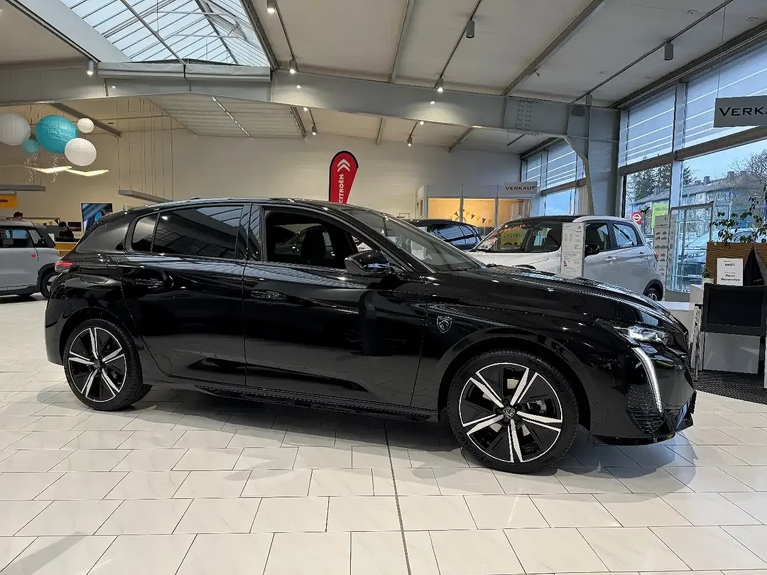 Peugeot 308 - Thumbnail 4