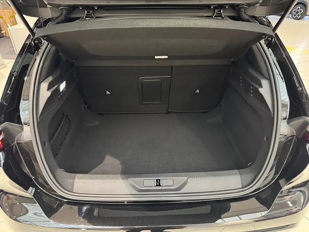 Peugeot 308 - Thumbnail 7