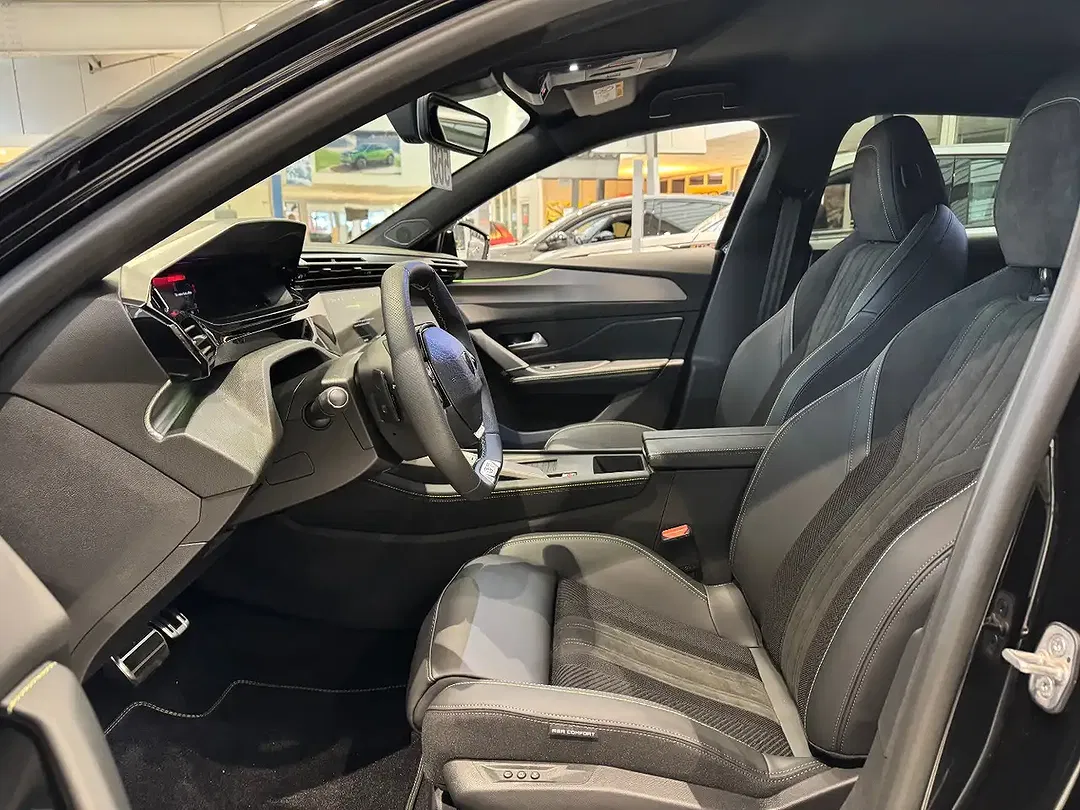 Peugeot 308 - Thumbnail 8
