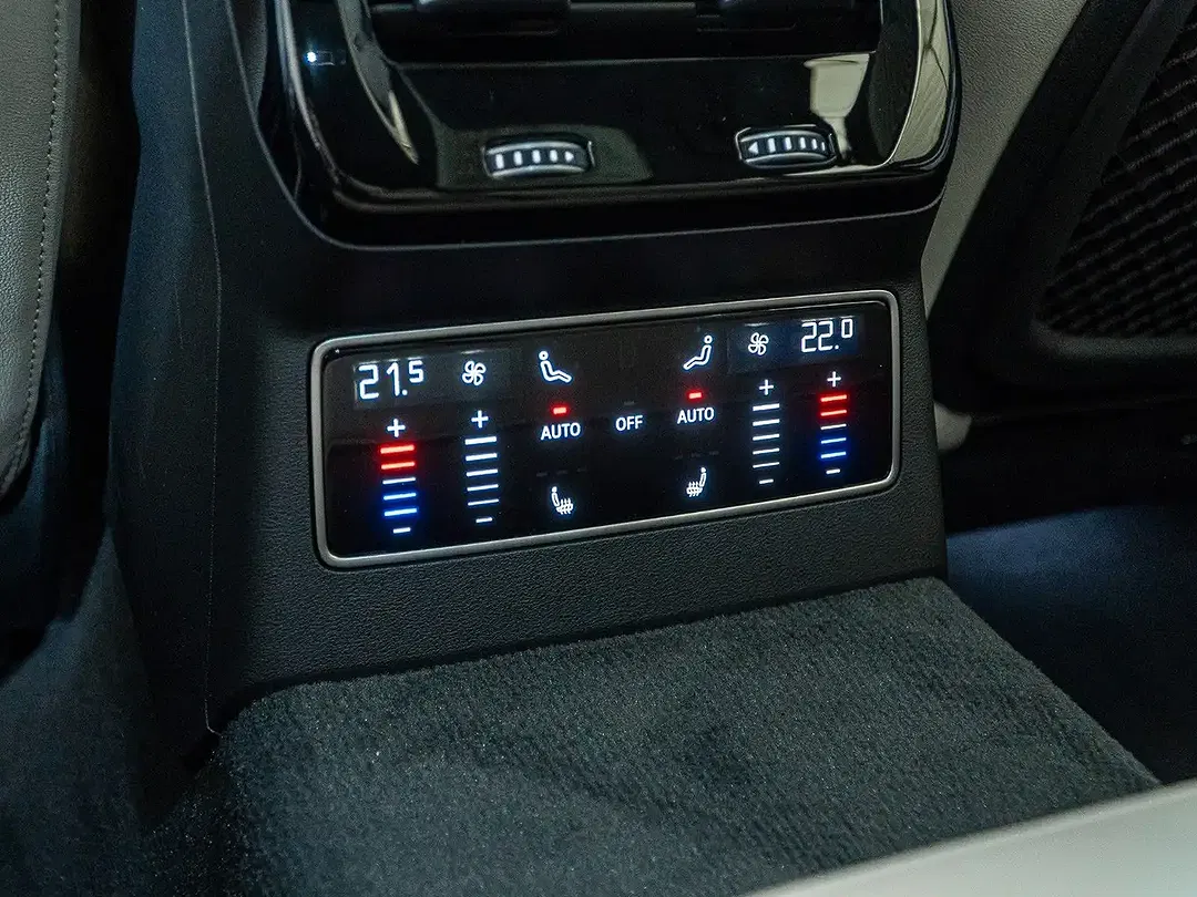Audi A6 - Thumbnail 14