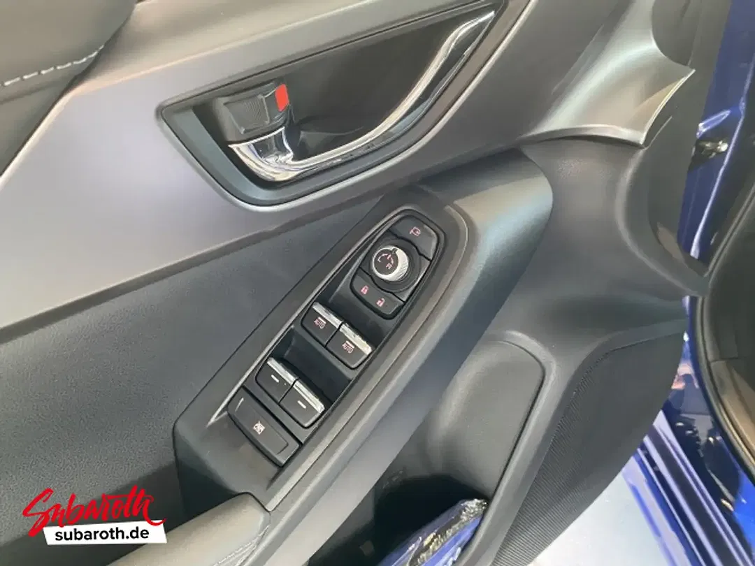 Subaru Impreza - Thumbnail 14