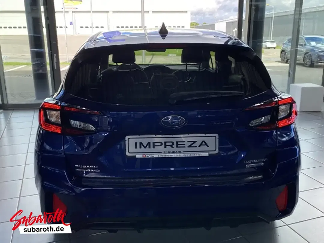 Subaru Impreza - Thumbnail 8